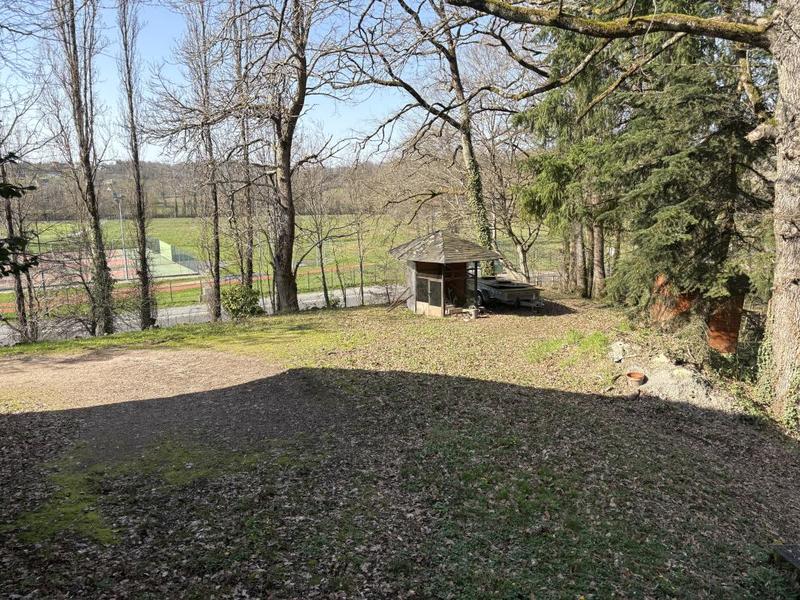 Maison - 218 m² - 5 pièces