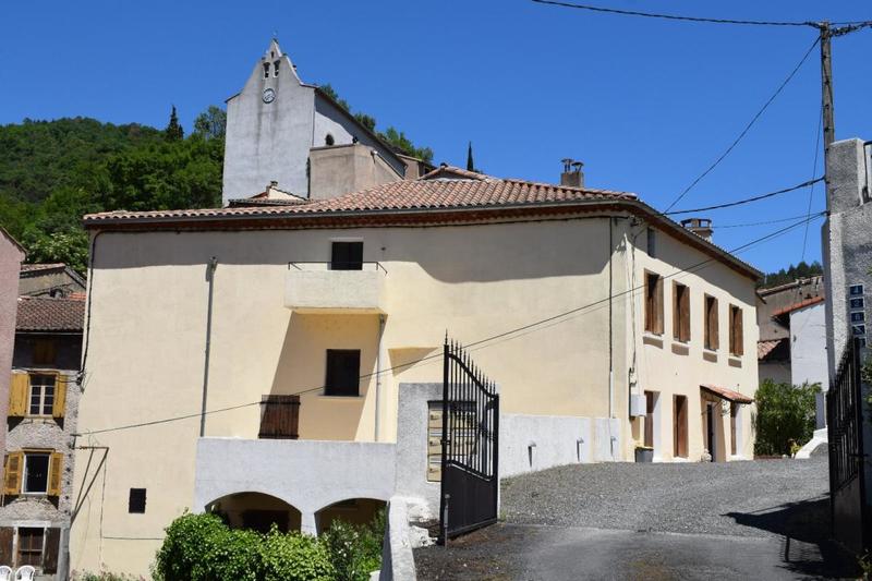 Maison de village - 250 m² - 10 pièces