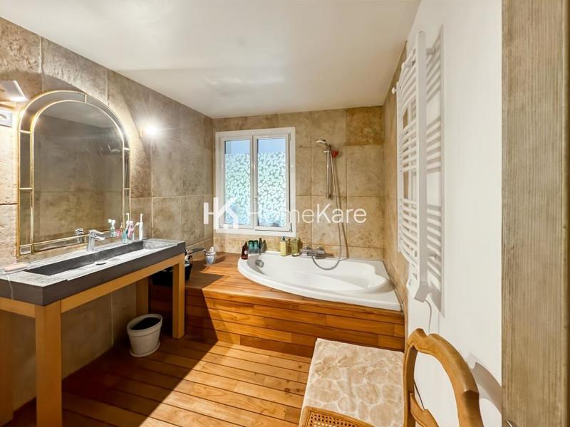 Maison - 120 m² - 6 pièces