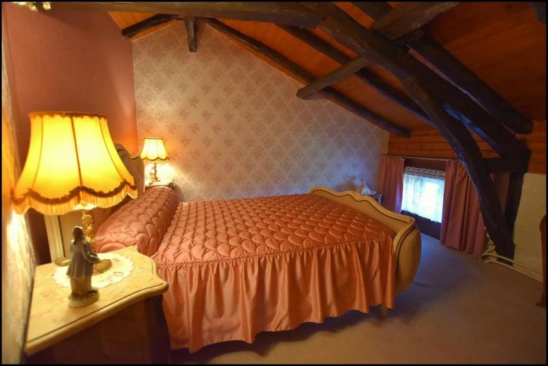 Maison en pierre - 156 m² - 7 pièces