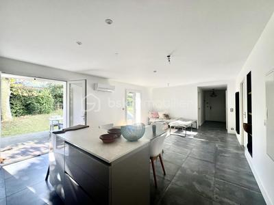 Appartement - 92 m² - 4 pièces