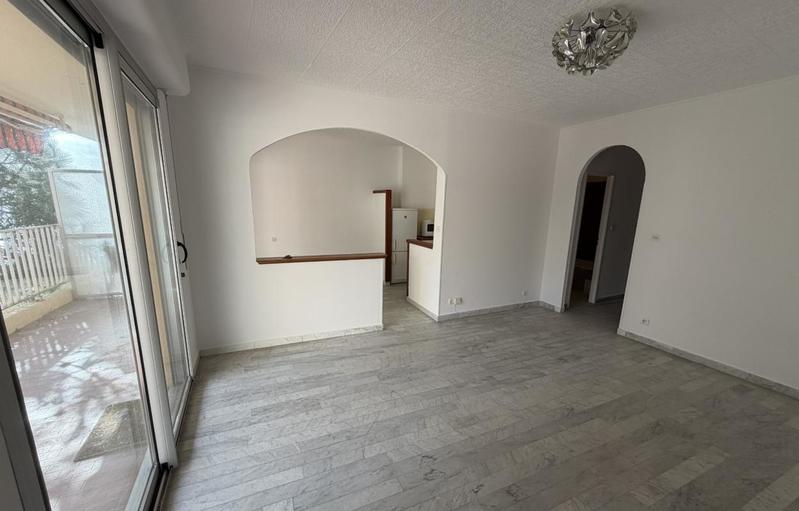 Studio - 40 m² - 1 pièce