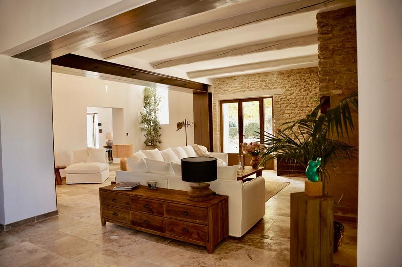 Mas - 250 m² - 7 pièces