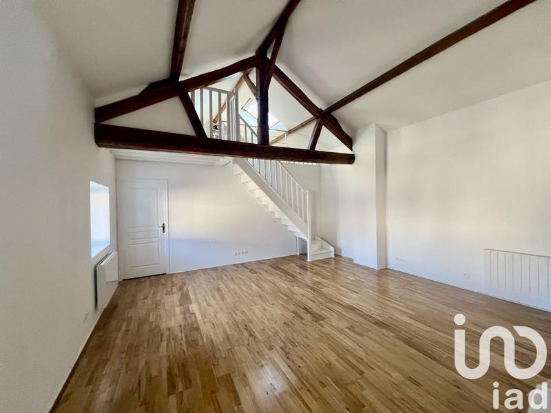 Maison - 200 m² - 7 pièces