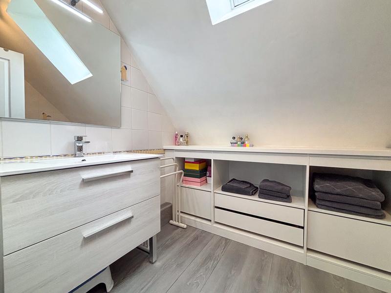 Maison contemporaine - 200 m² - 6 pièces