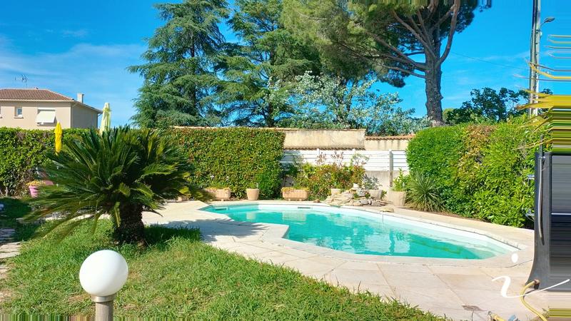 Villa - 144 m² - 4 pièces