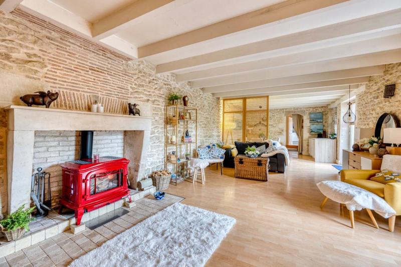 Maison - 123 m² - 6 pièces