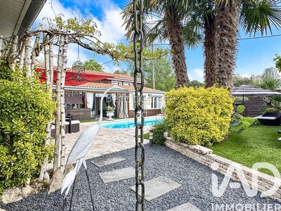 Maison - 137 m² - 4 pièces