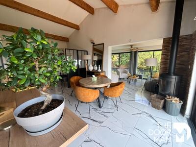 Villa - 93 m² - 6 pièces