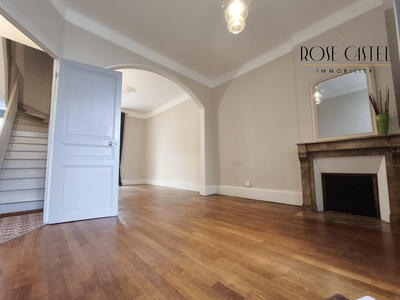 Maison - 89 m² - 5 pièces