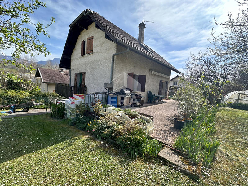 Maison - 108 m² - 6 pièces