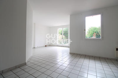 Maison - 80 m² - 5 pièces