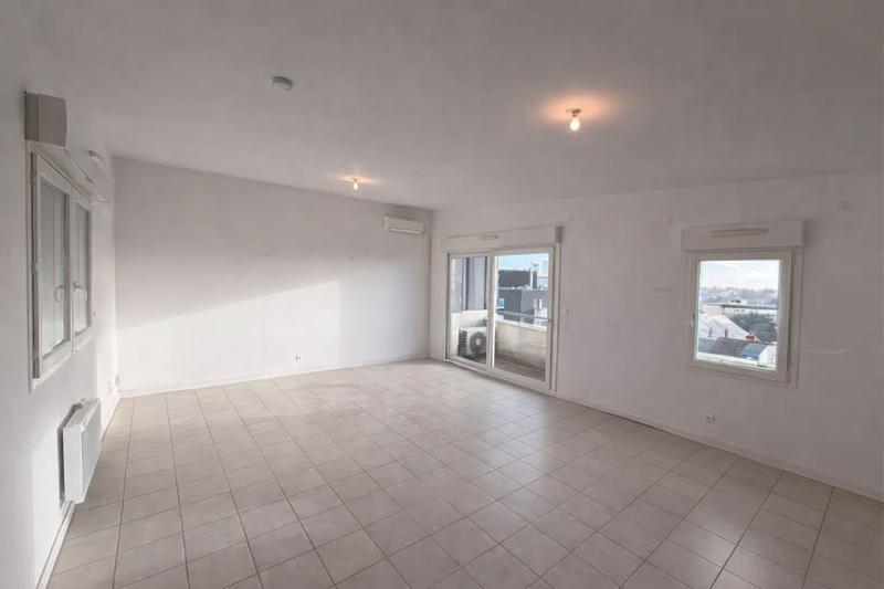 Appartement - 85 m² - 3 pièces