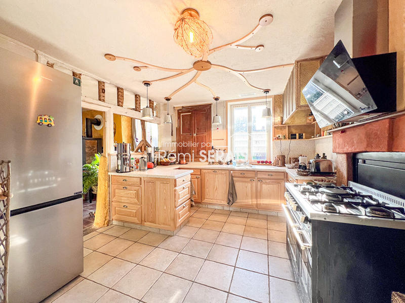 Maison - 137 m² - 6 pièces