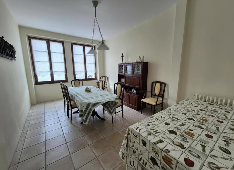 Maison - 178 m² - 6 pièces