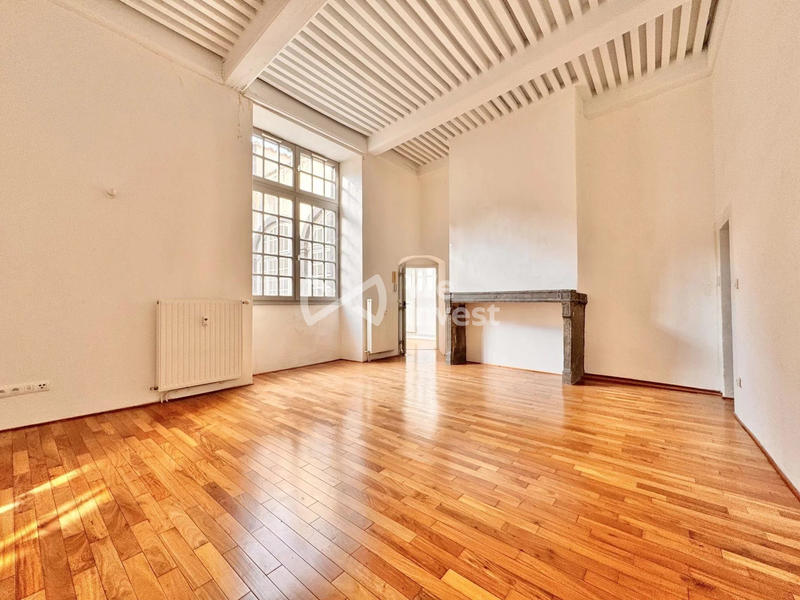 Appartement - 97 m² - 3 pièces