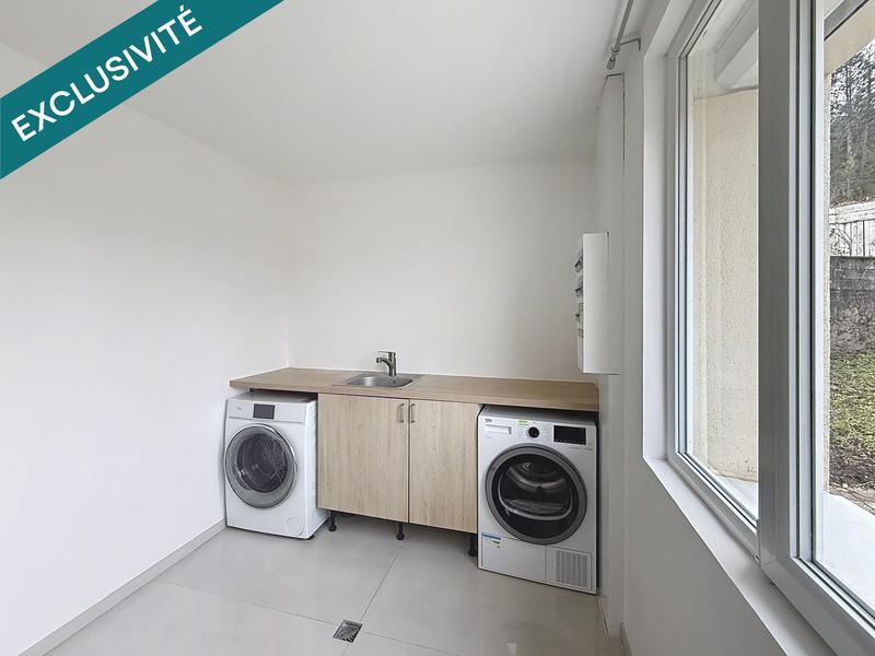 Maison - 163 m² - 8 pièces