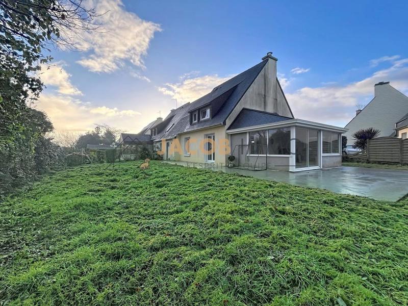 Maison - 110 m² - 7 pièces