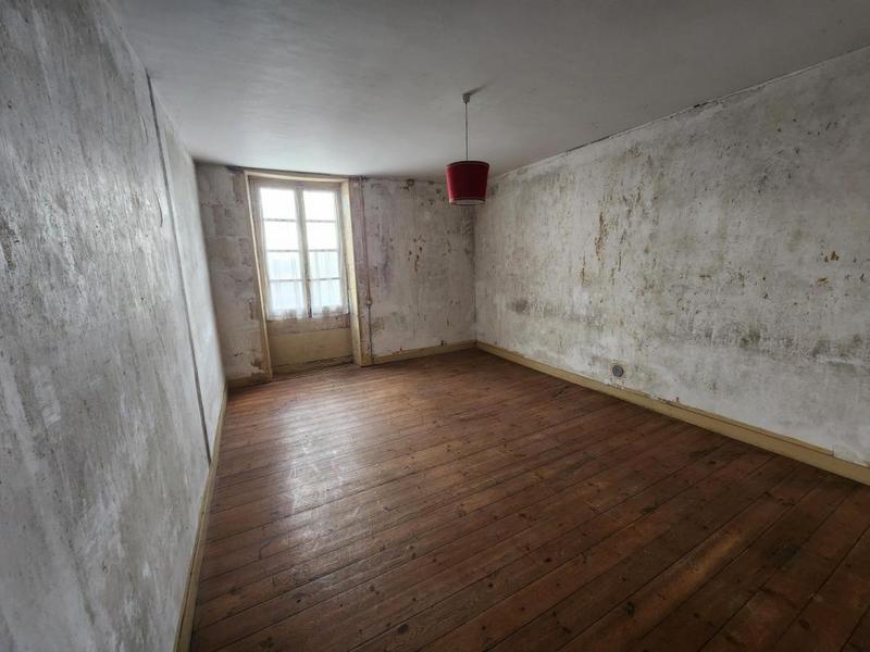 Maison en pierre - 150 m² - 4 pièces