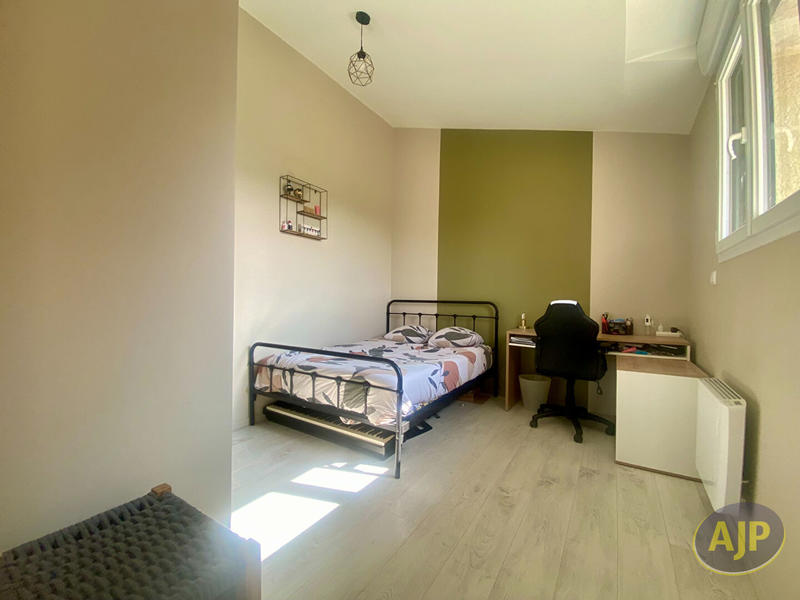 Maison - 84 m² - 4 pièces