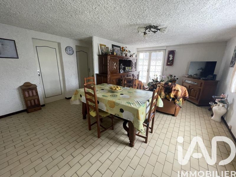 Maison - 206 m² - 10 pièces