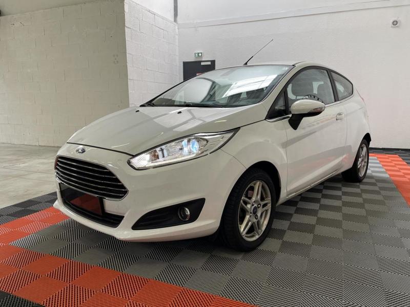 Ford Fiesta 1.0 EcoBoost 100 Ch Bva Powershift Titanium - Garantie 6 Mois