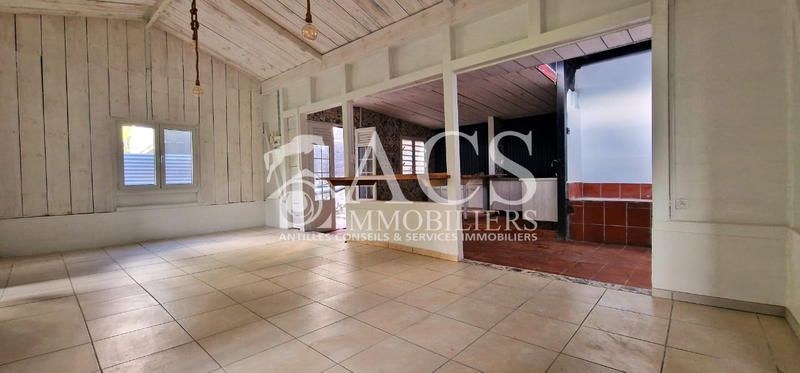 Maison - 164 m² - 8 pièces