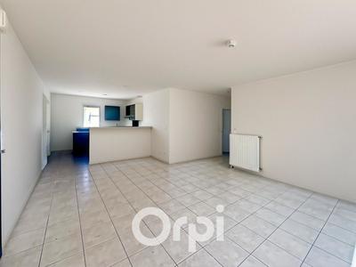 Maison - 84 m² - 5 pièces