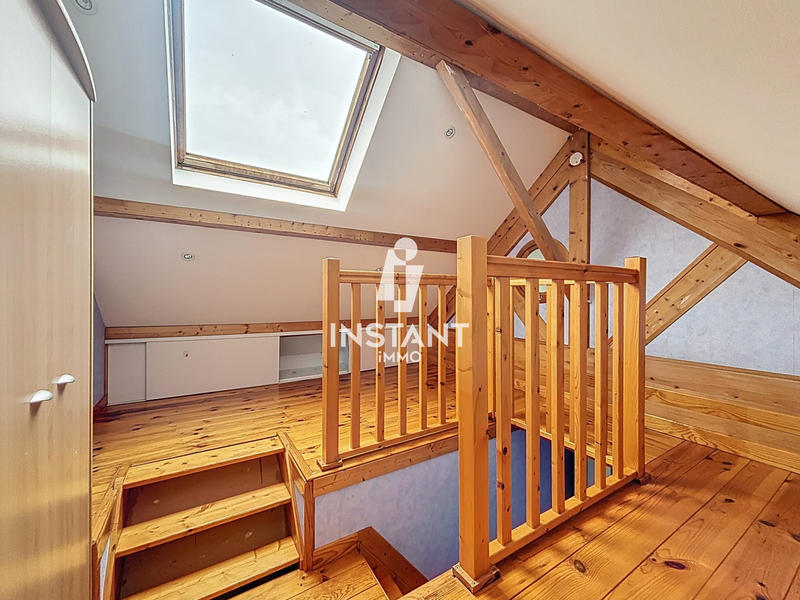 Maison - 137 m² - 6 pièces