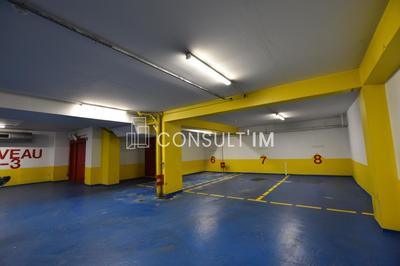 Parking - 258 m²
