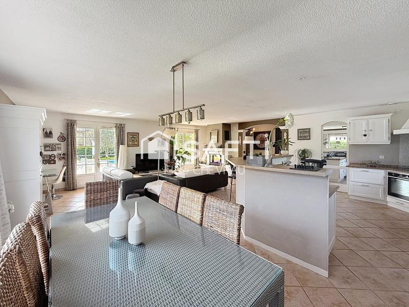 Villa - 174 m² - 7 pièces