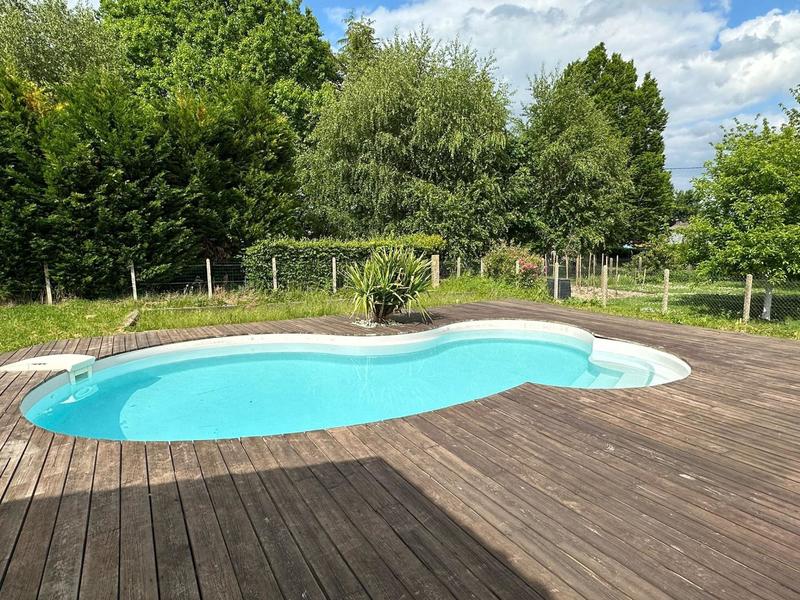 Maison - 122 m² - 5 pièces