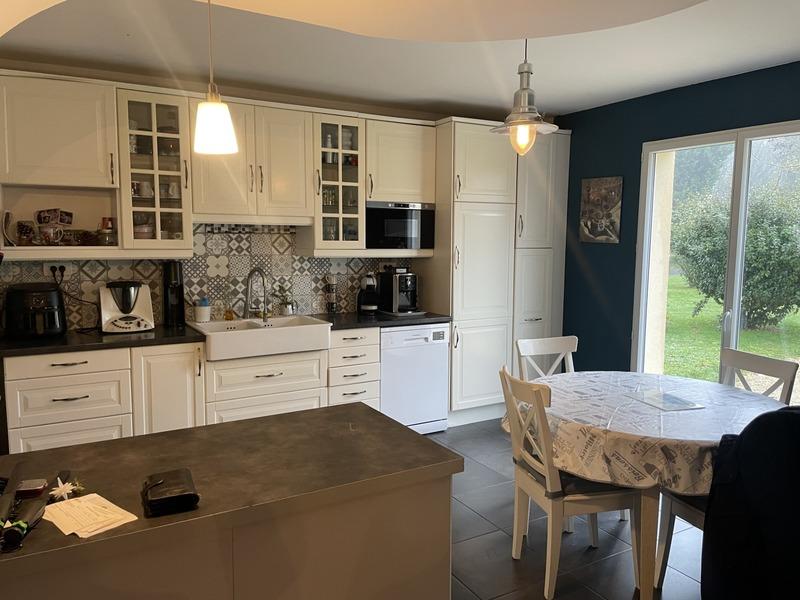 Maison - 168 m² - 7 pièces