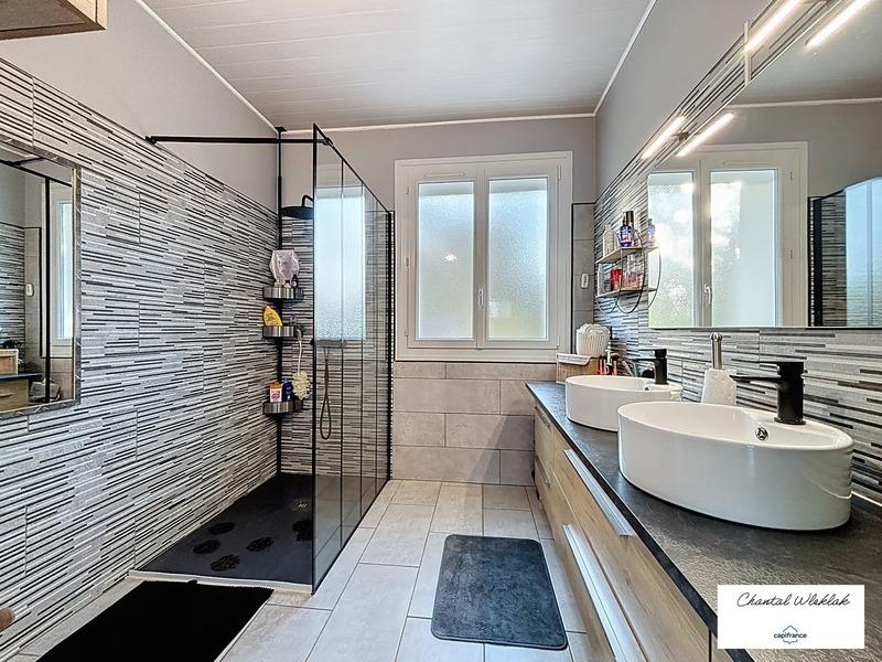 Maison - 134 m² - 7 pièces