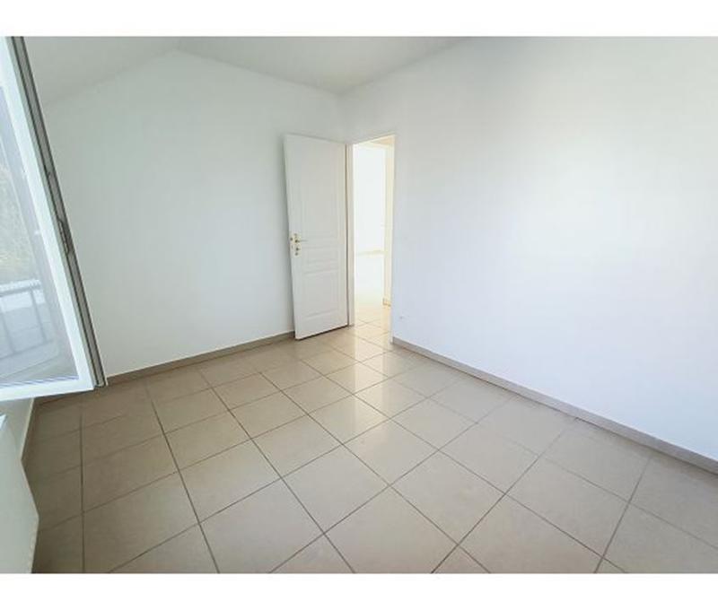 Appartement - 77 m² - 4 pièces