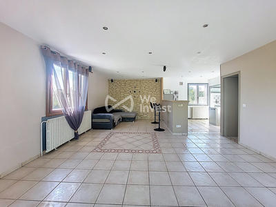 Maison - 99 m² - 4 pièces