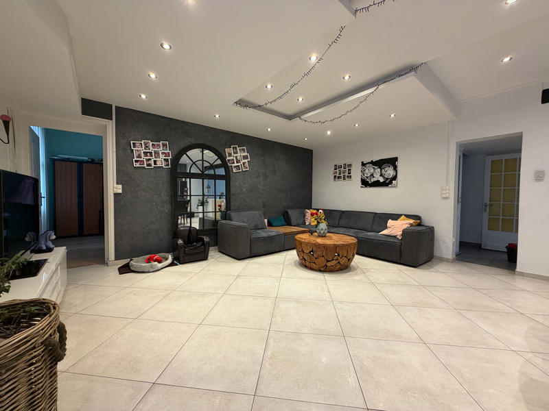 Maison - 164 m² - 8 pièces