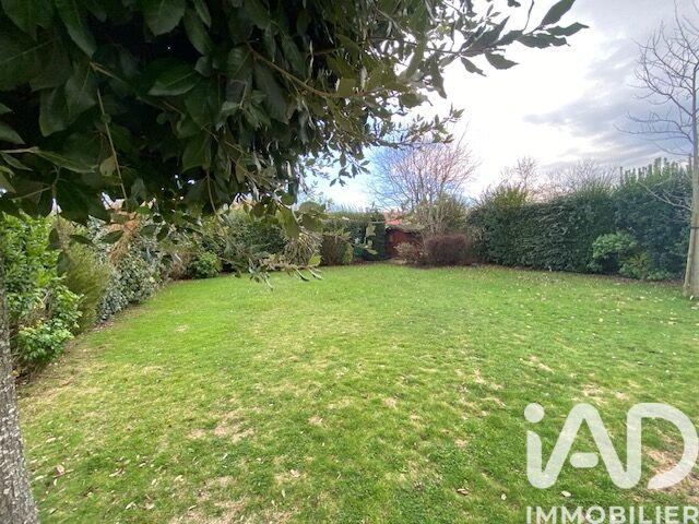 Maison de ville - 215 m² - 8 pièces