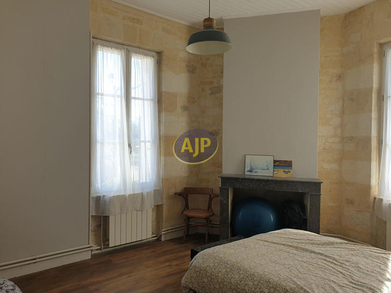 Maison - 169 m² - 6 pièces