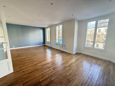 Appartement - 93 m² - 4 pièces