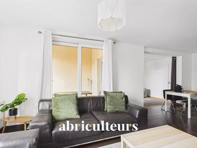 Appartement - 90 m² - 4 pièces