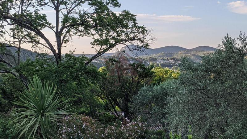 Maison - 114 m² - 6 pièces