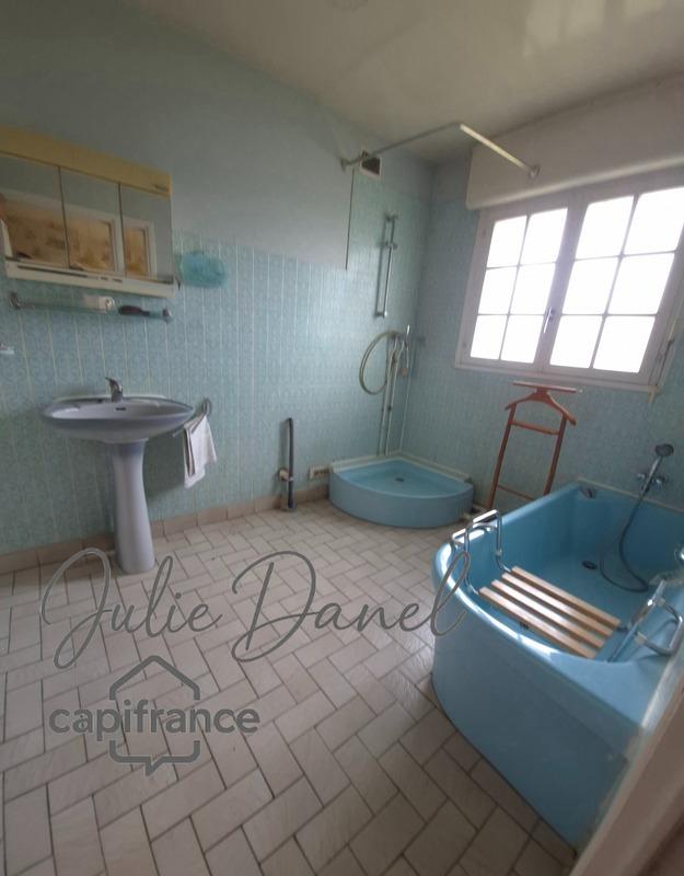 Maison - 140 m² - 5 pièces