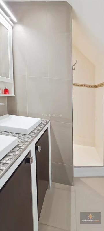 Maison - 153 m² - 7 pièces