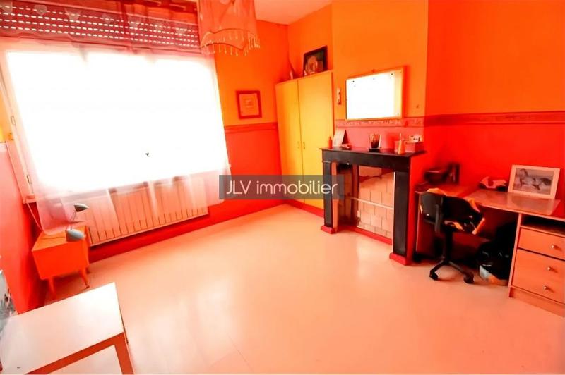 Maison - 121 m² - 5 pièces