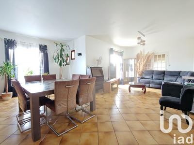 Maison - 161 m² - 8 pièces