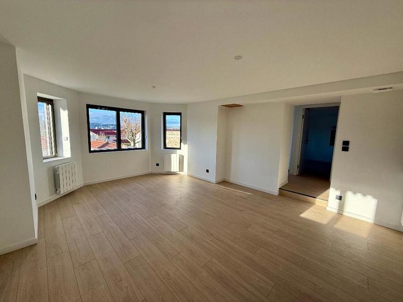 Appartement - 61 m² - 2 pièces