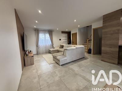 Maison - 143 m² - 6 pièces