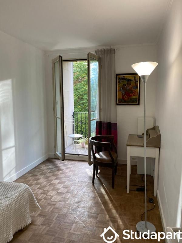 Chambre - 11 m² - 1 pièce