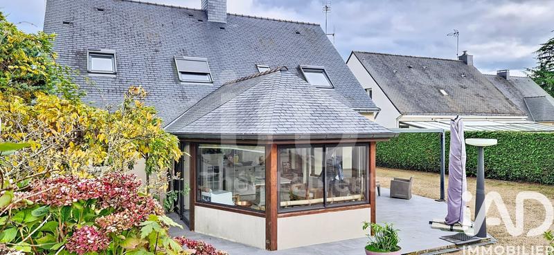 Maison - 182 m² - 7 pièces